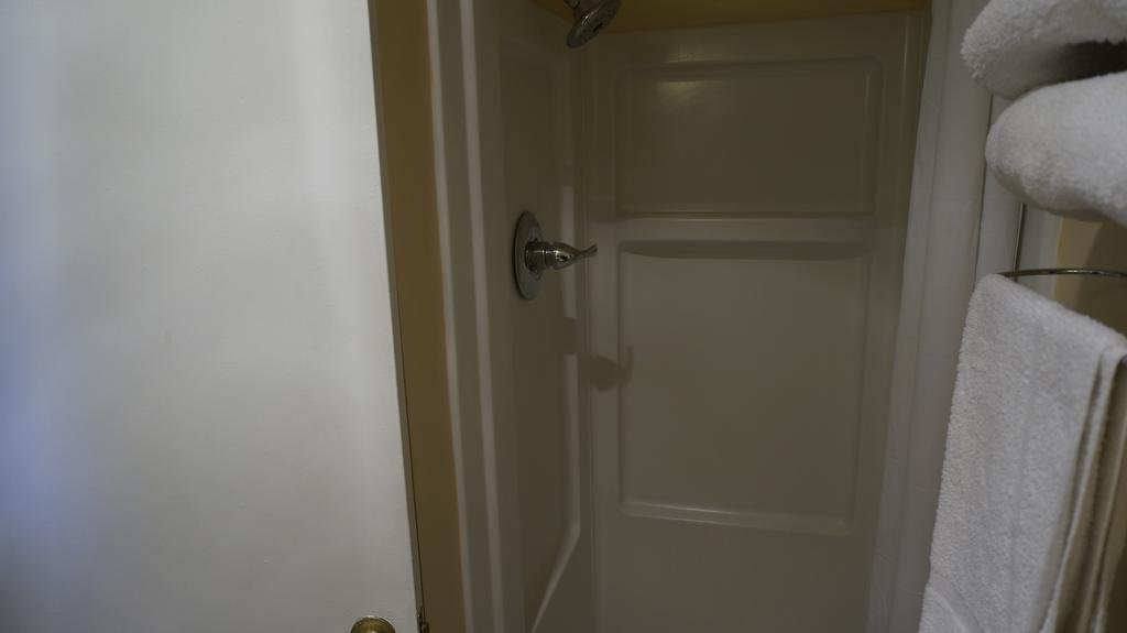 Budget Inn Malvern Экстерьер фото